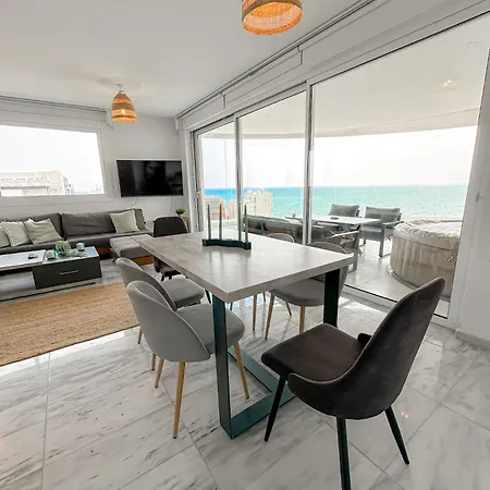 Appartement Seaview Pearl In Mackenzie With Pool&jacuzzi