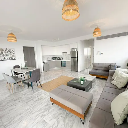 Apartmán Seaview Pearl In Mackenzie With Pool & Jacuzzi *